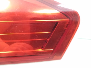  Rear corner lamp 