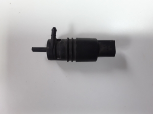 BMW 5 SERIES F10 (2010–2017) Front windshield washer pump 6934160 - 2