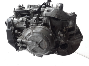 VOLVO V40 (2012–2019) Gearbox TF80SD - 2