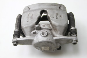 Mercedes Benz C-Class 205 (2014–2021) Eesmine pidurisadul 50092B - 4