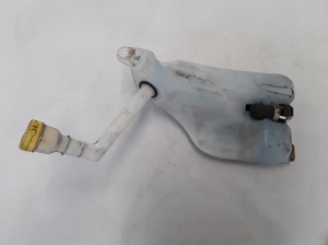 RENAULT Megane III (2008–2016) Esiklaasi pesuvedeliku paak 289104118R - 2