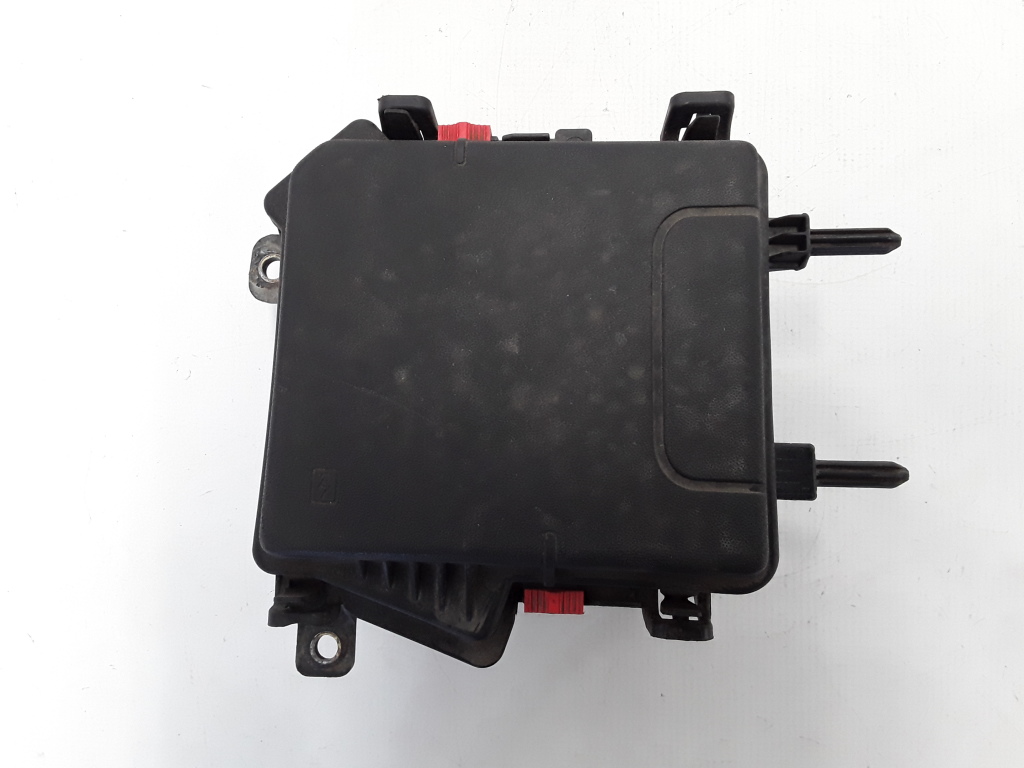 RENAULT Megane 3 generation (2008-2020) Fuse Box Holder 284B10002R 20983014