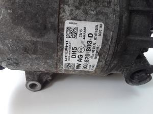 Volkswagen Passat B8 (2014–2023) Konditsioneeri kompressor 5Q0820803D - 3