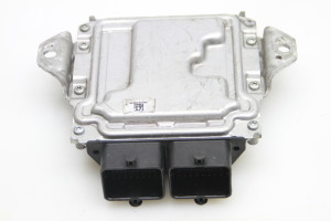 Suzuki Swift IV (2010–2017) Engine control unit 3391069L01 - 2