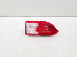  Rear corner lamp 