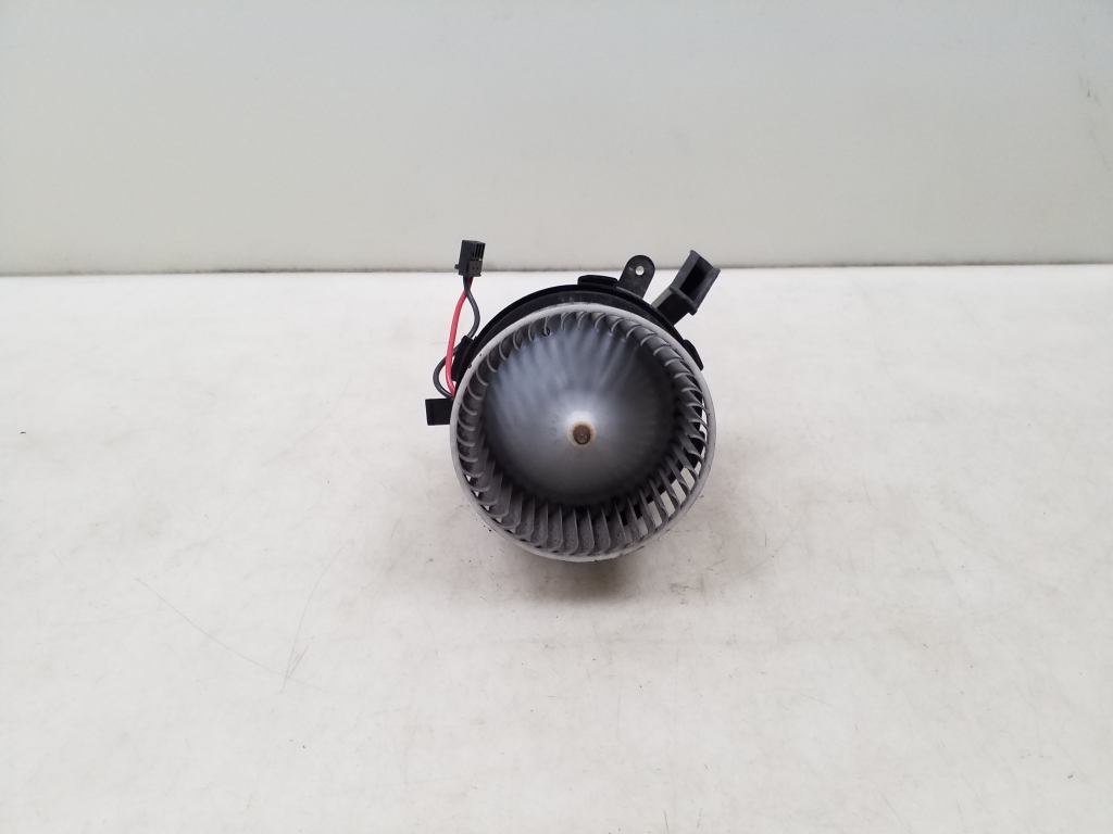 AUDI A4 B8/8K (2011-2016) Heater Blower Fan 24956067