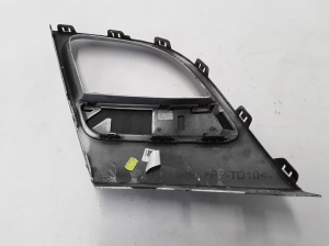 RENAULT Megane III (2008–2016) Esikaitseraua muu osa 623840001R - 3