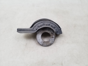  Rear spring support 