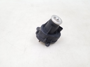 BMW 5 SERIES F11 (2010–2017) Sisselaskekollektori klappide mootor 8506410 - 3