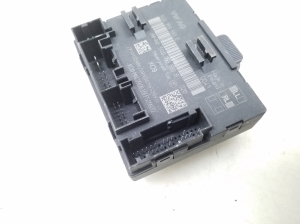 Volkswagen Passat B8 (2014–2023) Front door control unit 5Q0959593E - 5