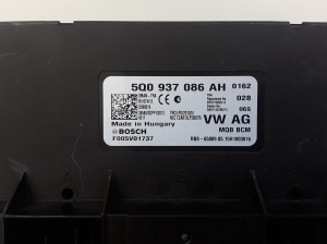 Volkswagen Passat B8 (2014–2023) Mugavusmoodul 5Q0937086AH - 2