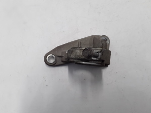 RENAULT Megane III (2008–2016) Esimese veovõlli kinnitus 8200974845 - 3