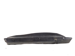 Mercedes Benz E-Class W212 (2009–2015) Esiporitiiva muu osa A2128890225 - 2
