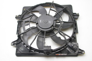 Hyundai i40 (2011–2026) Dzesēšanas ventilators un tā daļas 253803ZXXX - 4