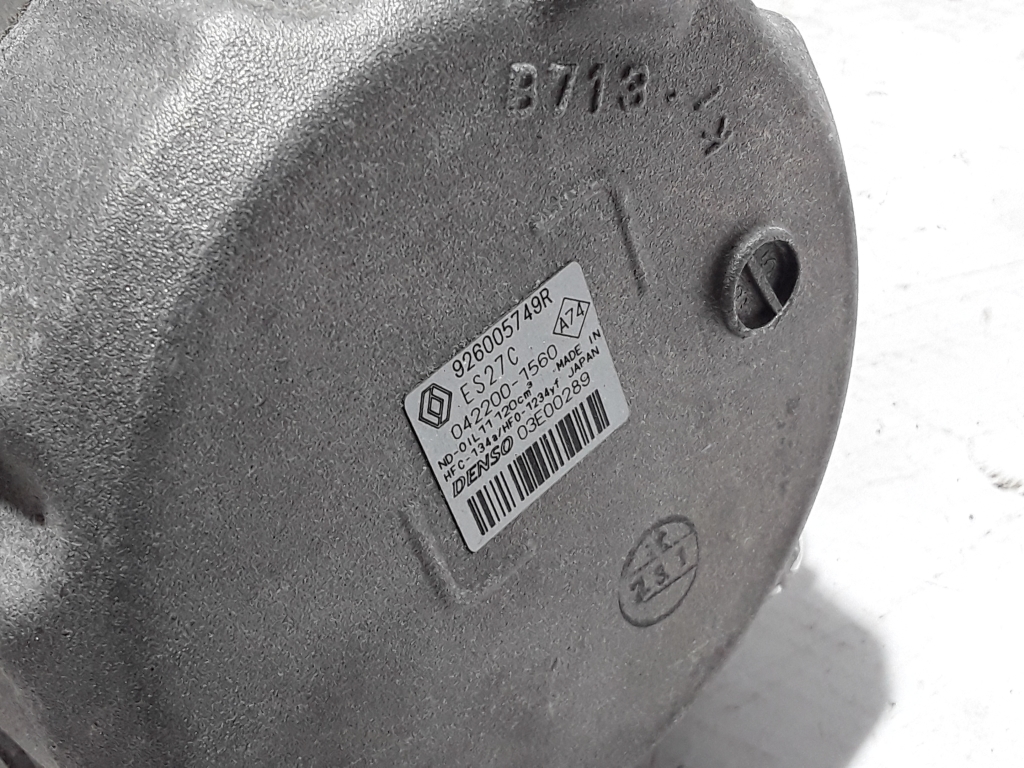 Used RENAULT Zoe Air conditioner compressor 926005749R