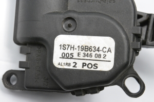 Ford Fiesta V (2002–2008) Stellmotor Heizungsklappe 1S7H19B634CA - 3