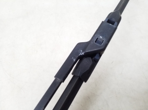 VOLVO V50 (2004–2012) Esiklaasi puhasti hoob 30699997 - 2