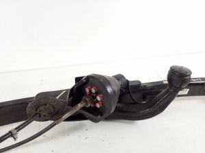 Mercedes Benz C-Class 204 (2007–2014) Tow hitch A2043101004 - 5
