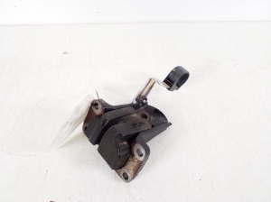 Engine bracket - 12311-30061