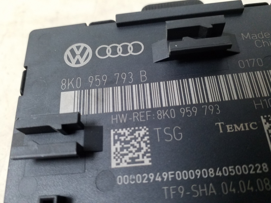 AUDI A4 B8/8K (2011-2016) Блок управления дверей передние  правые 8K0959793B 24958235