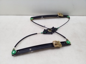 AUDI A4 B8 (2007–2016) Front door window regulator 8K0837462 - 4