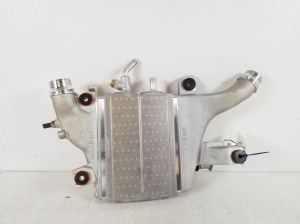 TOYOTA Land Cruiser 150 (2009–2026) Vahejahuti radiaator 17940-11080 - 4