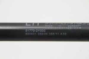 Hyundai ix35 (2009–2015) Heckklappendämpfer 817702Y000 - 5