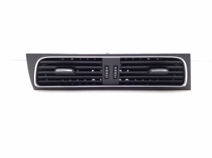   Interior panel ventilation grilles 