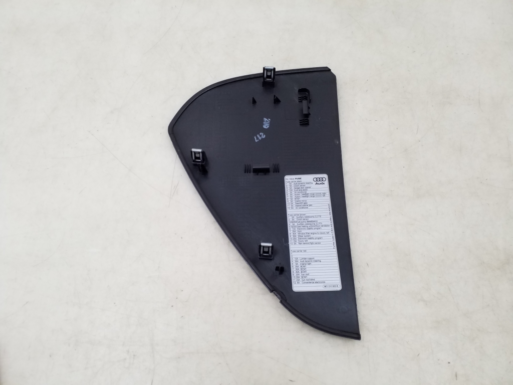 AUDI A4 B8/8K (2011-2016) Fuse Box Cover 8K0857085 24958150