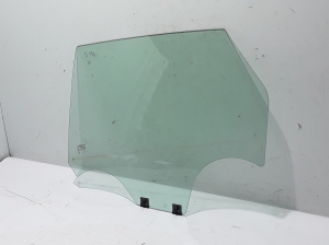  Glass rear side door 