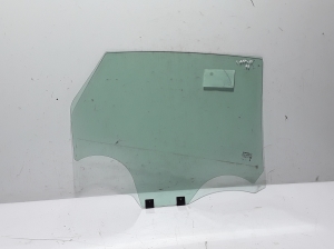  Glass rear side door 