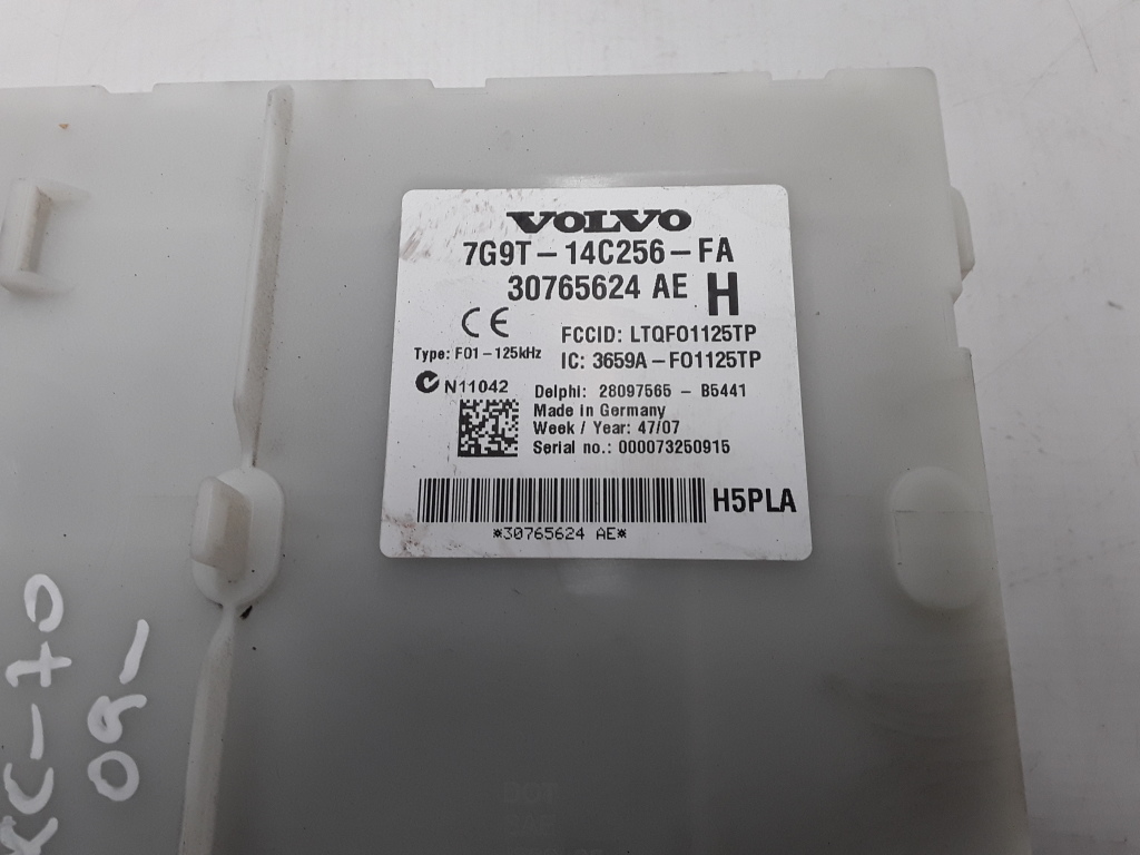 VOLVO XC70 2 generation (2000-2007) Boîte à fusibles 30765624AE, 7G9T14C256FA 20982961