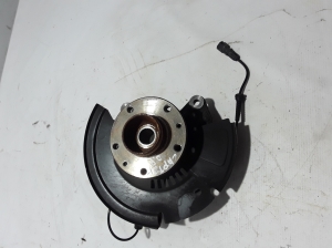 RENAULT Captur (2019–2026) Front wheel hub 400142443R - 2