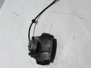 RENAULT Captur (2019–2026) Eesmine pidurisadul 410110596R - 3