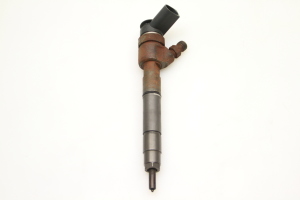  Fuel injector 