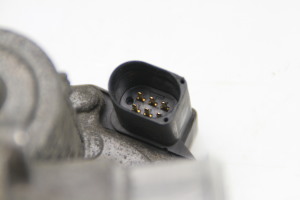 AUDI A4 B7 (2004–2008) Drosselklappe 06F133062E - 3