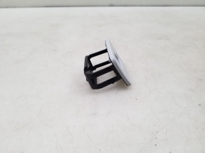 AUDI A4 B8 (2007–2016) Muu kinnitus 8K9861736 - 4