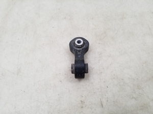  Rear stabilizer link 