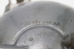 Volkswagen Tiguan (2017–2026) Ausgleichsbehälter 5Q0121407AA - 2
