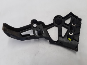 RENAULT Megane III (2008–2016) Tagakaitseraua kinnitus 850450010R - 2