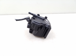 Ford C-MAX (2003–2010) Kütusefiltri korpus 70512338 - 3