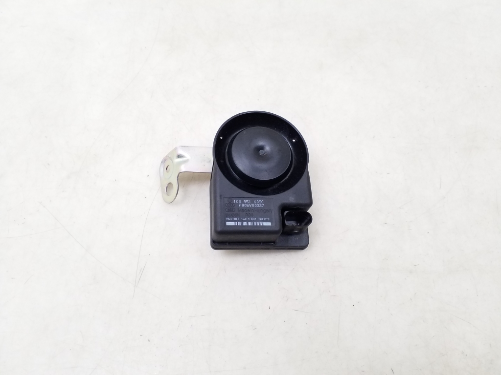 Used AUDI A4 Alarm siren 1K0951605C Used AUDI A4 Alarm siren 1K0951605C