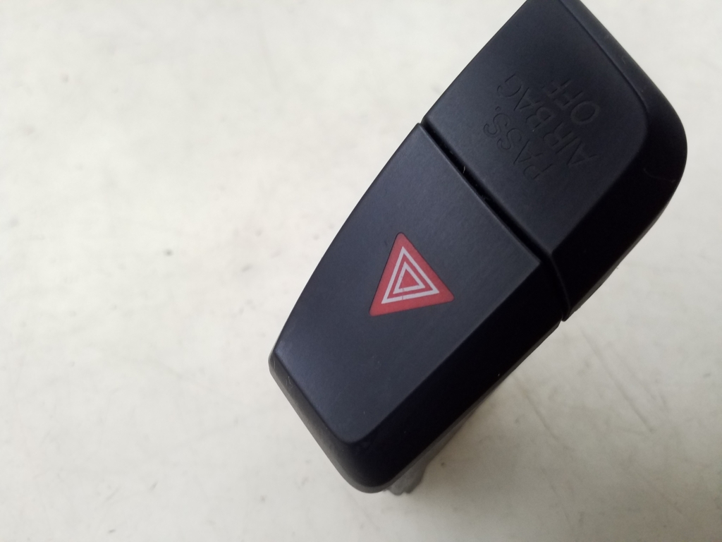 AUDI A4 B8/8K (2011-2016) Hazard button 8K1941509A 24958612