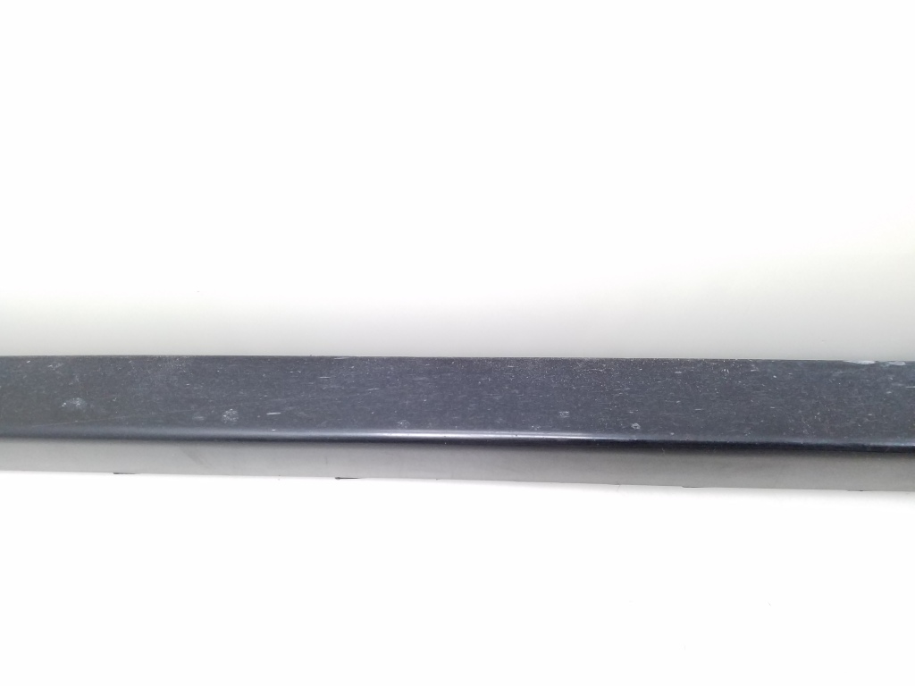 Used AUDI A4 Exterior sill trim 8K0854931A