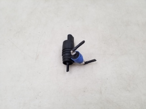  Windscreen washer nozzle 