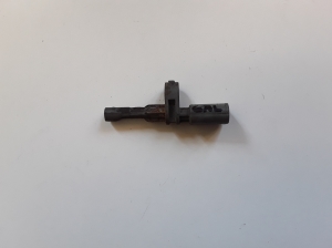 Front ABS sensor - WHT003864A