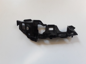  Front bumper bracket 