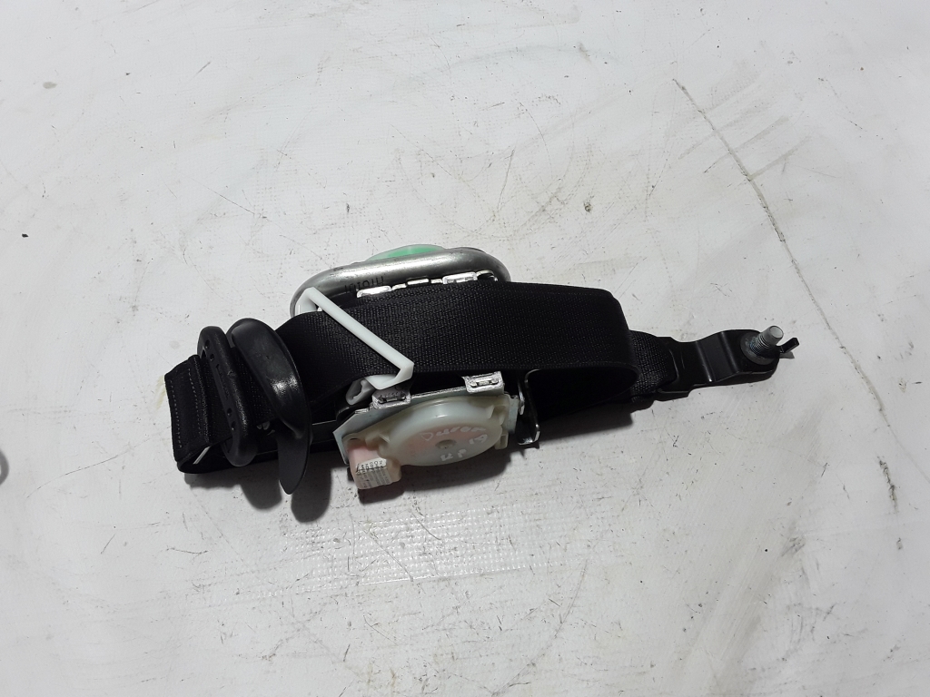 Used Dodge Durango Front seat belt 5XY27DX9AB