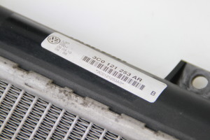 Volkswagen Passat B7 (2010–2014) Motorkühler 3C0121253AR - 2