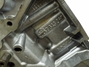 BMW 5 SERIES F10 (2010–2017) Mootoriplokk 7843360 - 4